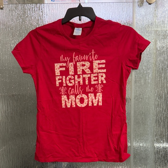My favorite firefighter calls me Mom T-shirt - Picture 1 of 4